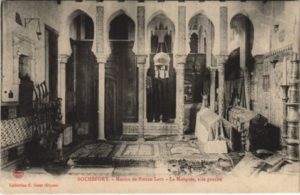 Intérieur de la maison de Pierre Loti