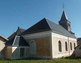 Photo en couleurs du temple de Monneaux