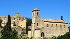 photo du château et et du temple de Lourmarin